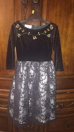 Girls green holiday dress