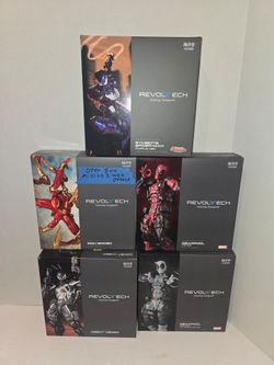 Revoltech Amazing Yamaguchi Figures Spiderman Deadpool