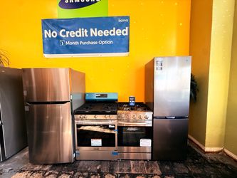 Apartment size refrigerator and stove no credit needed
