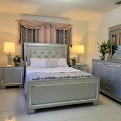 BEDROOM SET QUEEN SIZE