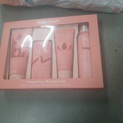 pregnancy skincare set