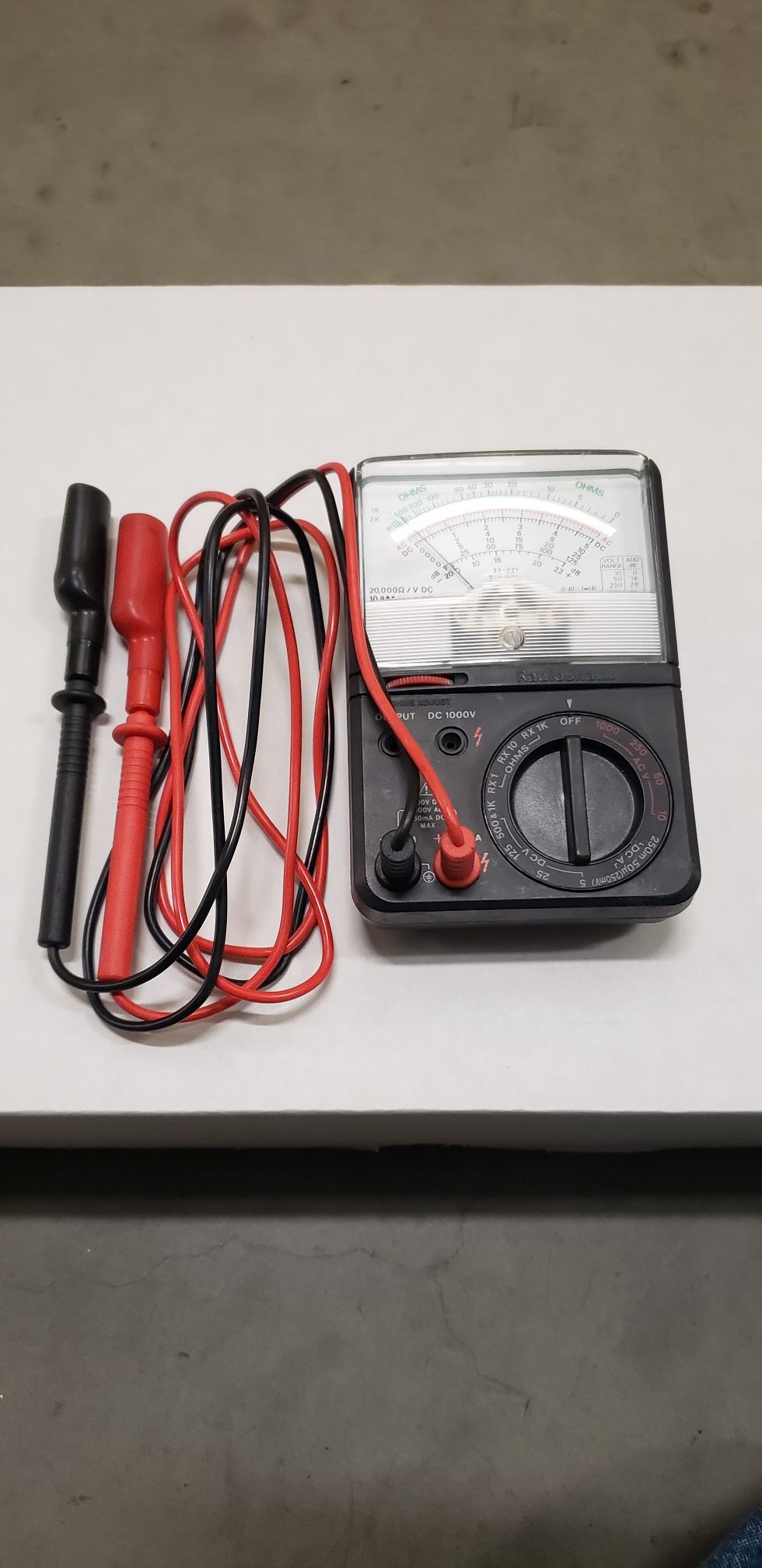 Radio Shack analog multimeter 22221 for Sale in Bell Gardens, CA OfferUp