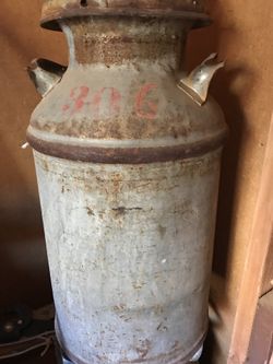2 milk cans from 1950