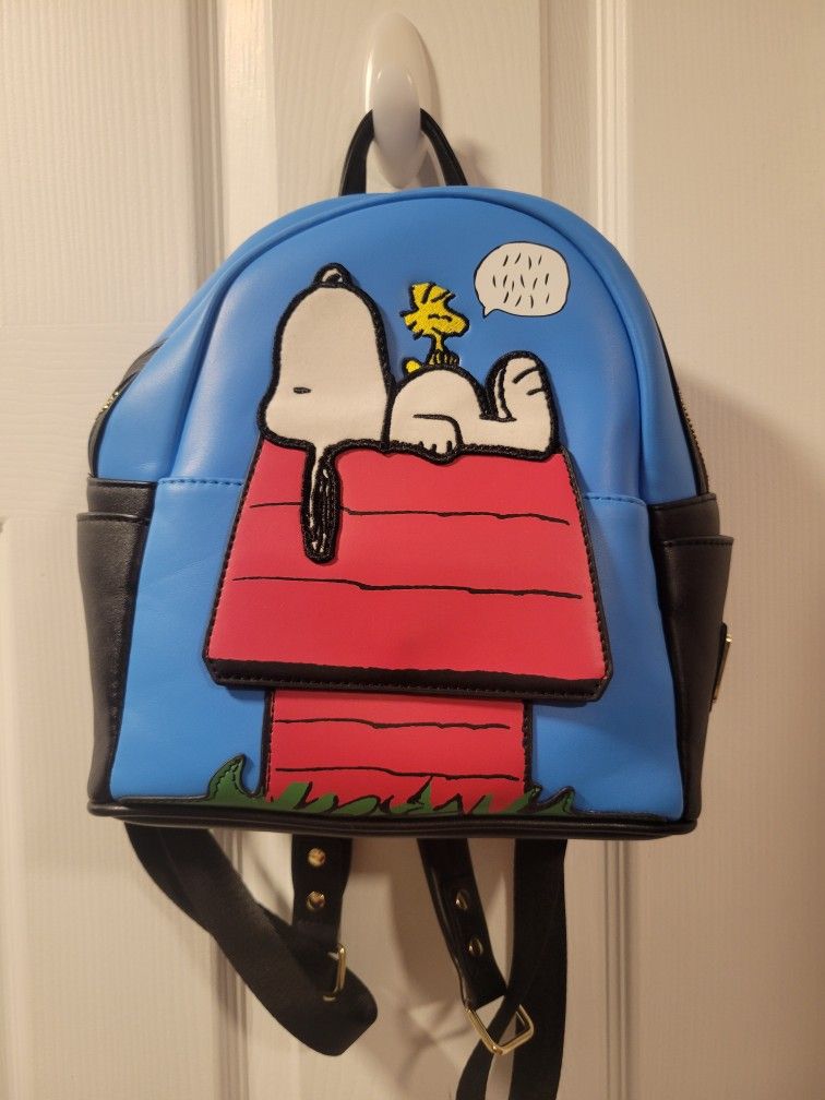 Peanuts Snoopy Small Bacckpack Purse NEW