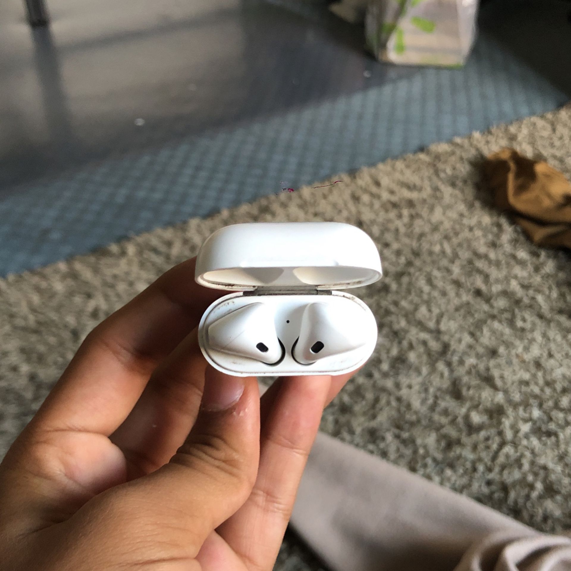 Earbuds Real for Sale in Pleasanton, CA - OfferUp