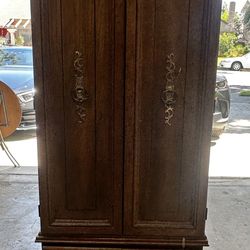 Vintage / Antique Sewing Or Working Desk Armoire