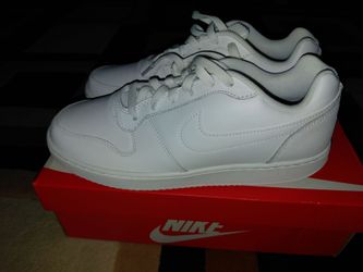 Nike size  8.5