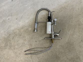 Free kitchen faucet