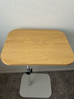 Laptop Table (flexible height)