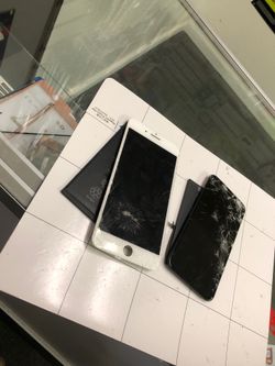 iPhone 7+ Screen Replacement