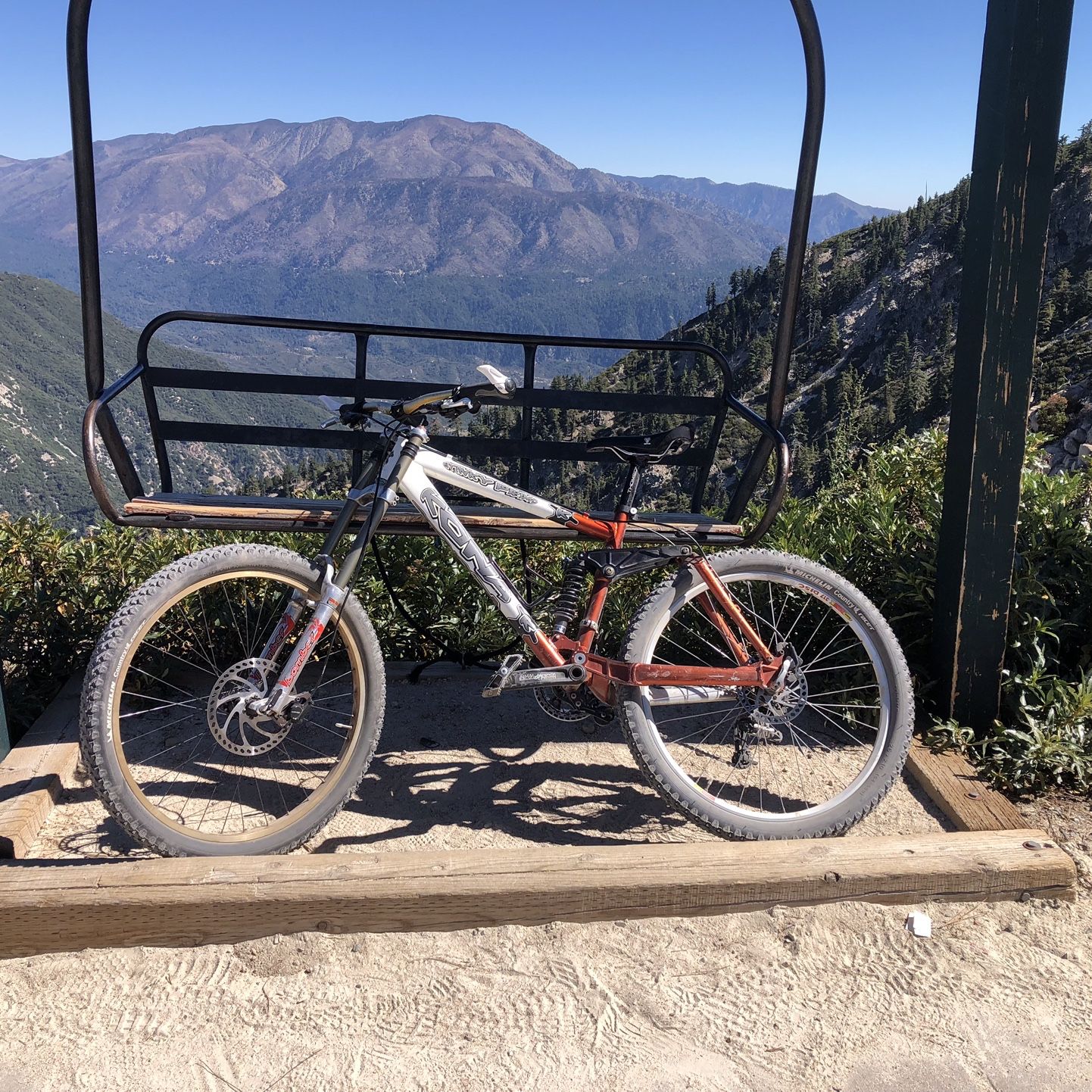 2002 Kona Stinky Primo 2X9 full suspension, downhill mountain bike