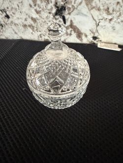 Adorable Miniature Clear Crystal Lidded Trinket Dish/Bowl