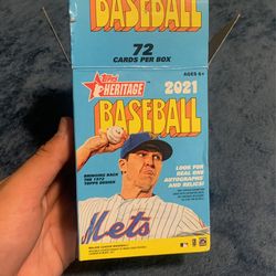 Heritage Topps 2021 Opened Box blaster Box 