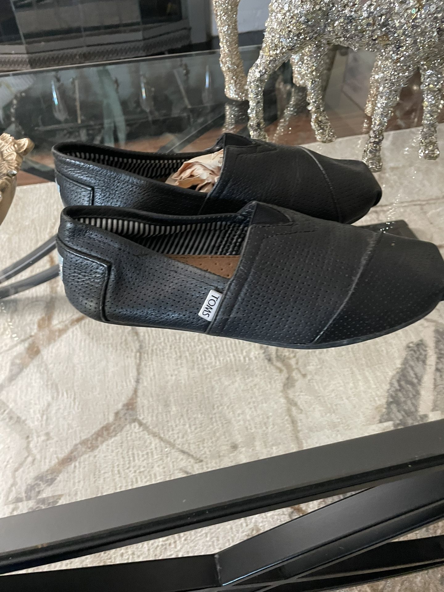 Leather Tom’s for men