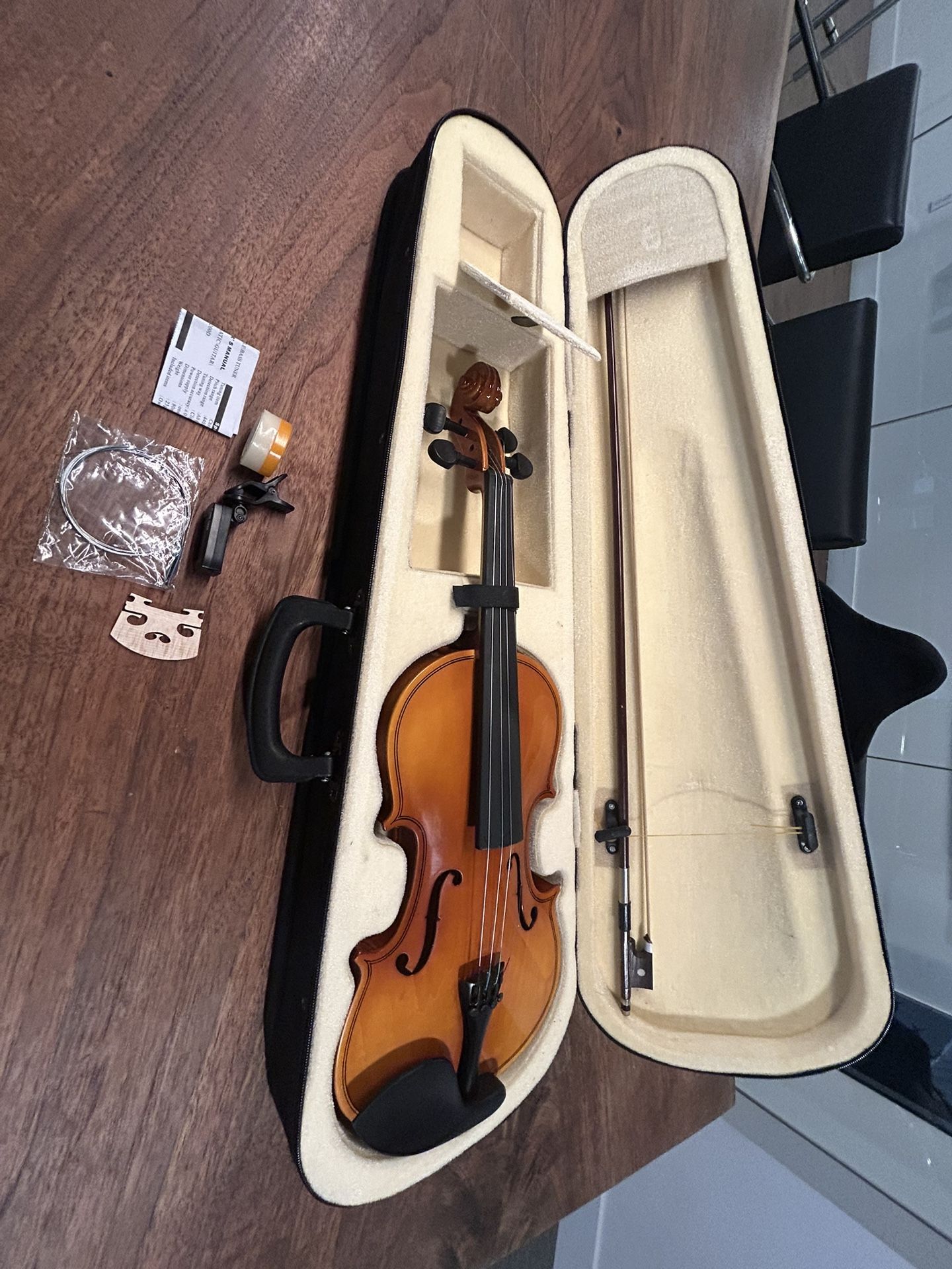 Brand New Violin With Case And Accessories