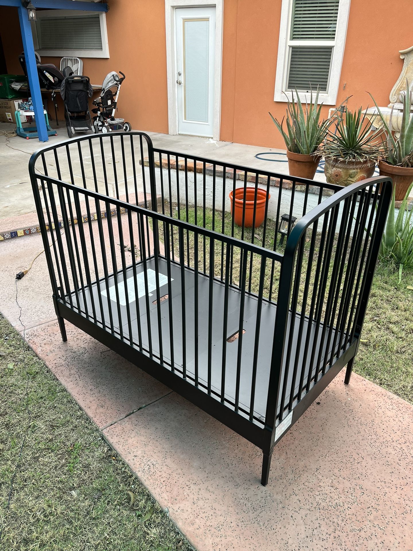 Black Metal Crib