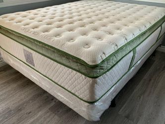 King Organic Elite Superior Hybrid Cool Gel Memory Foam Pillow Top 14inch Mattress