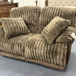 Reclining Loveseat Fluffy And Has Memory Foam In It For Ultimate Support 