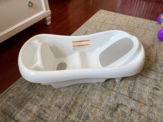 Infant bathtub