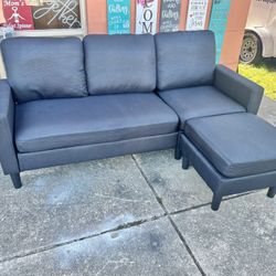 Like New Reversible Sectional Couch 