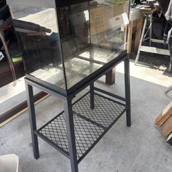 20 gallons aquarium with stand