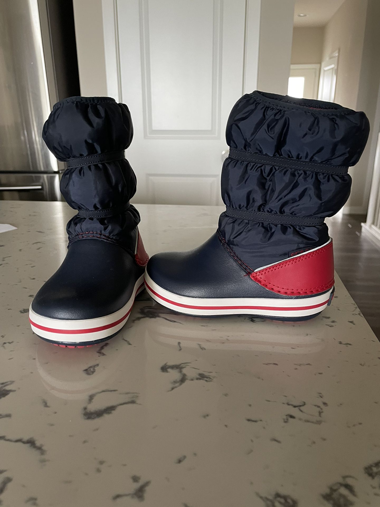 Toddler Boy Size 9 Rain/Snow Boots 