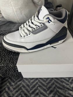 Jordan 3 Midnight Size 9 Men