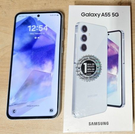 Samsung Galaxy A55 128gb Ice blue 5G Unlocked Dual Sim