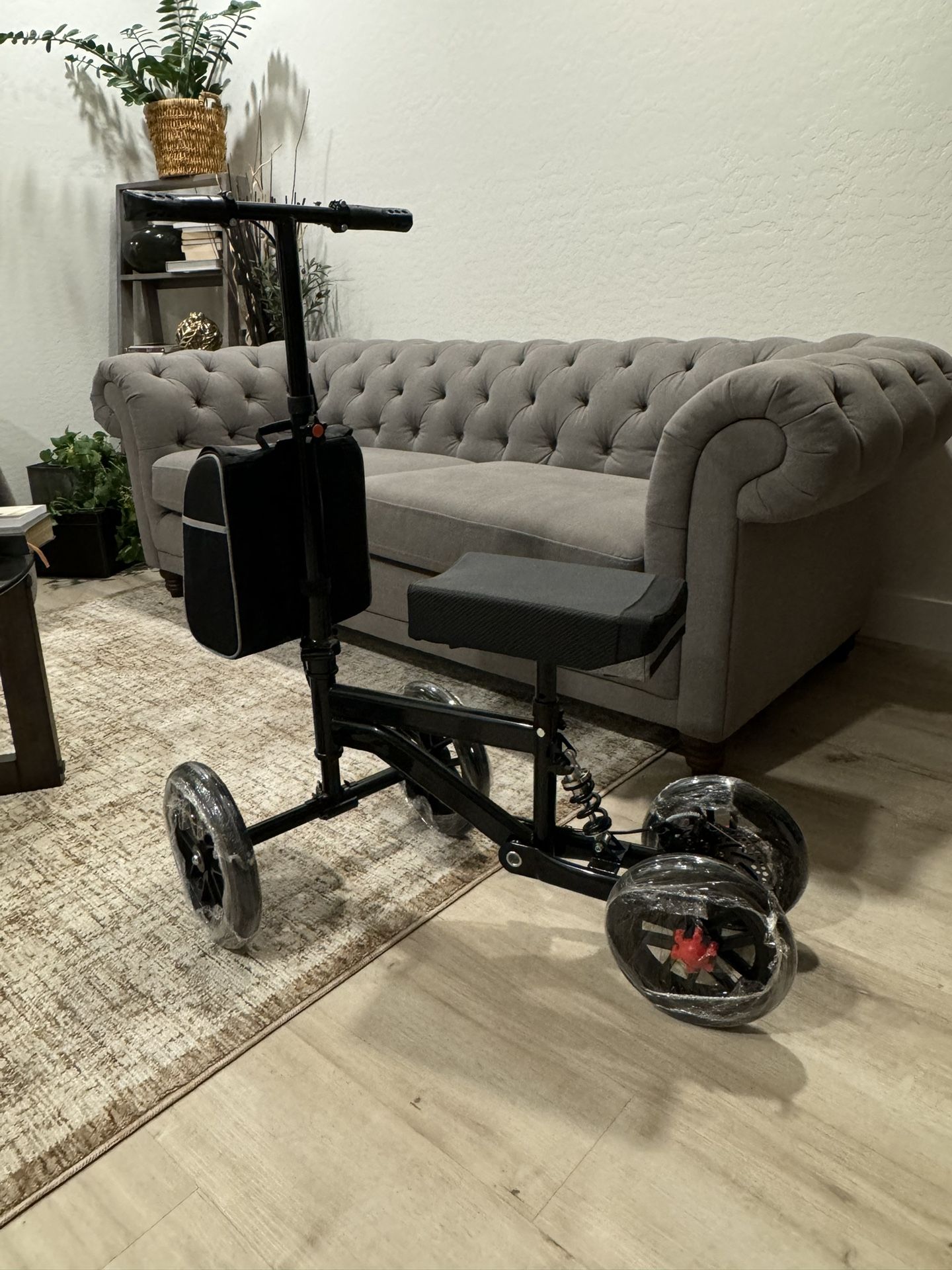 Brand New Knee Scooter Walker ALL TERRAIN / Suspension And Disc Brake