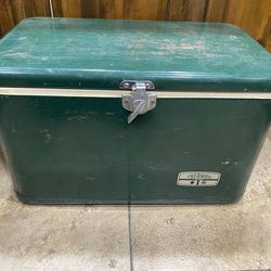 Vintage Thermos Metal Green Ice Cooler made in USA 43 Quarts