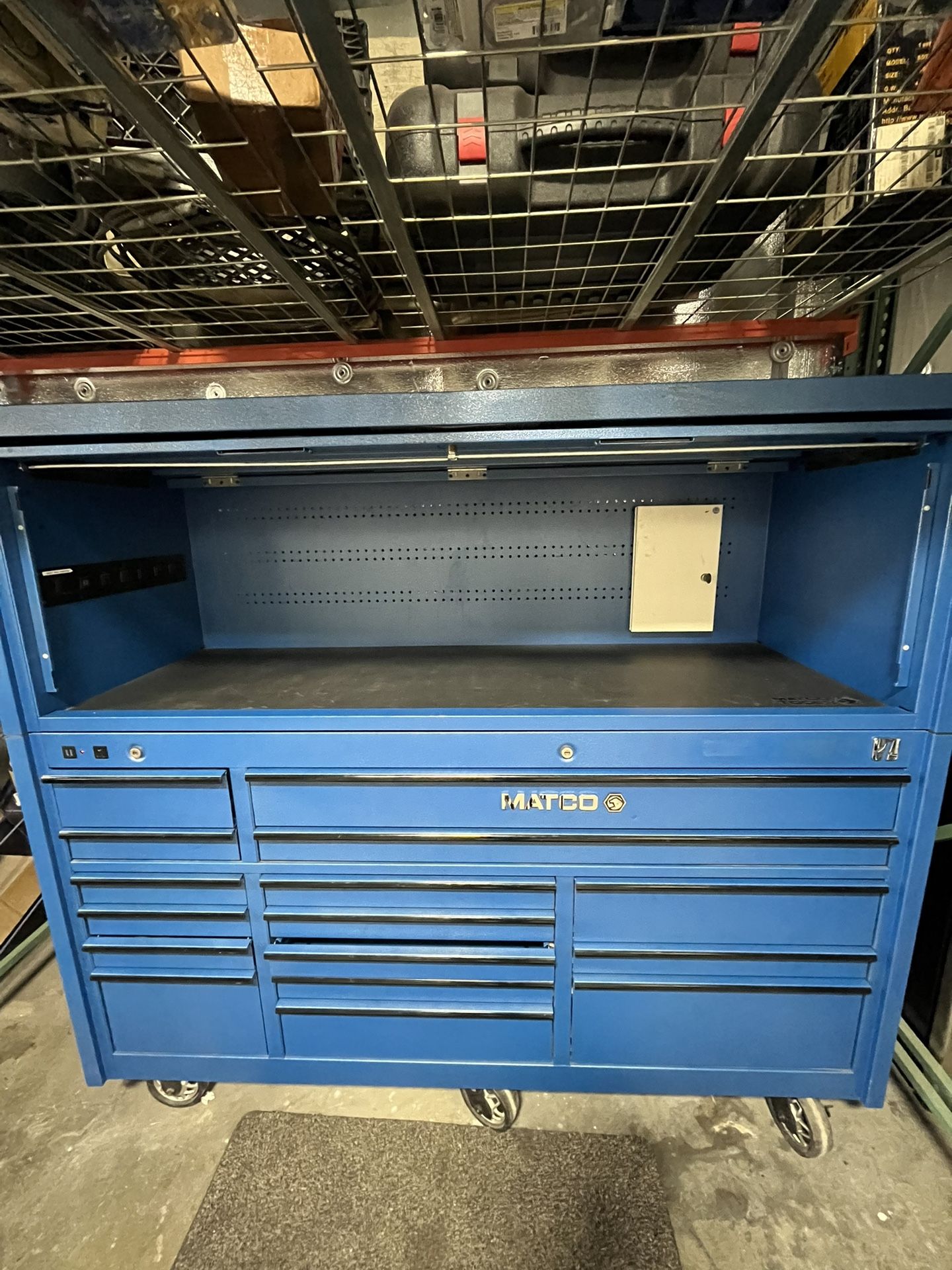 Matco Tool Box And Hutch