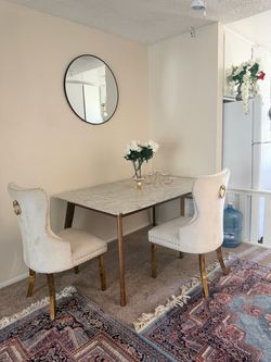 Dining table + chairs