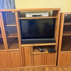 Entertainment unit 