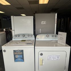 Brand New Set Whirlpool Washer And Dryer 