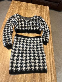 Houndstooth Knit Crop Top and Skirt Set