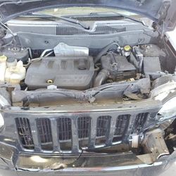Engine And Transmission 08 Jeep Compass Sport 