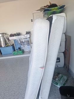 Two mattress for free