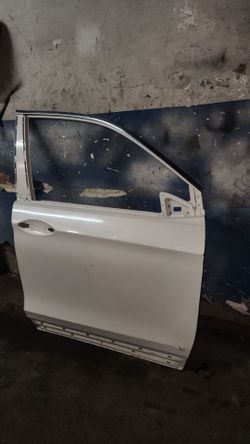 2016-2023 HONDA PASSPORT/PILOT RH FRONT DOOR SHELL