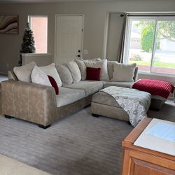 Sectional Sofa With Ottoman
