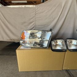 2019 Ram 1500 OEM Headlights & Fog Lights 