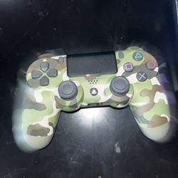 Blue And Green camo ps4 controllers