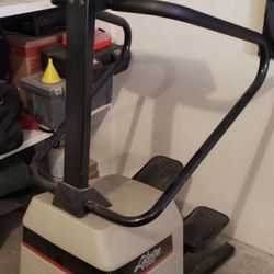 The Original Lifestep 5500 Stairmaster for Sale in Huntington Beach CA OfferUp