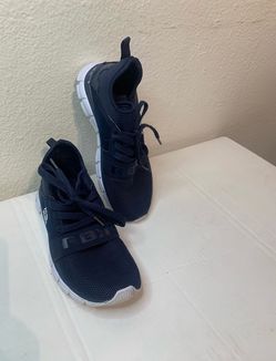 RBX navy blue sneaker size 3. Pre-owned.