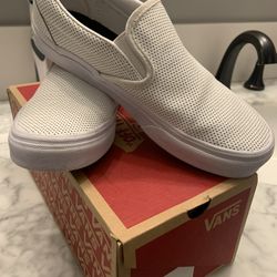 White slip on vans 