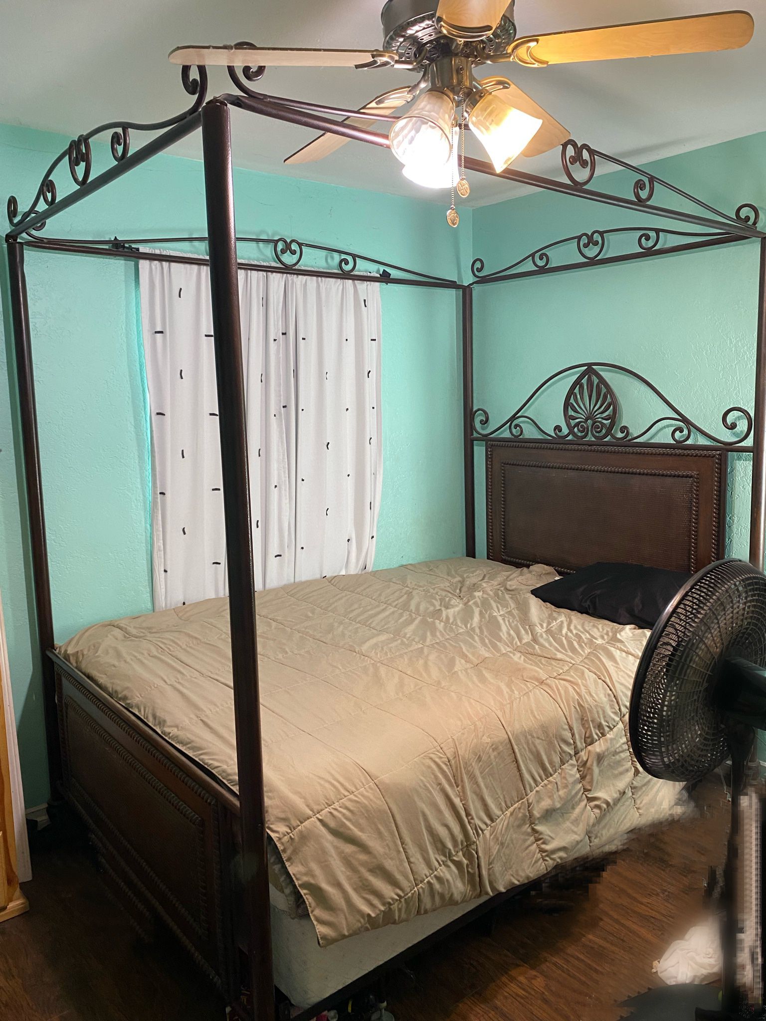 Canopy Queen Bed Frame 