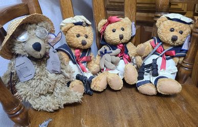 Show-Stopper FlossyFriends Collectible Bears