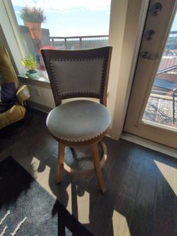 Comfy Counter Stools - 5