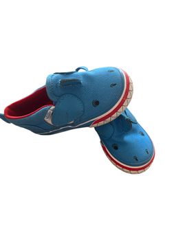Baby shark vans