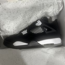 Jordan 4 White Thunder