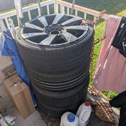 Mechanic cherry picker, wheels and  haul master